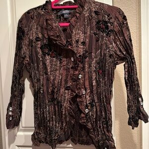 Dress Barn Collection Elegant blouse in browns.